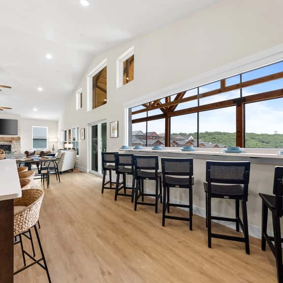 Lakeview Lodge - Image 1