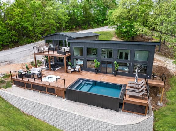 Lakeview Landing - Image 2